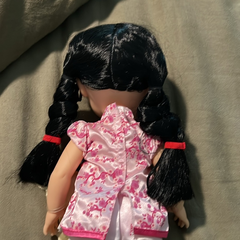 Disney Store Animator Mulan Doll, like new - Picture 4 of 4
